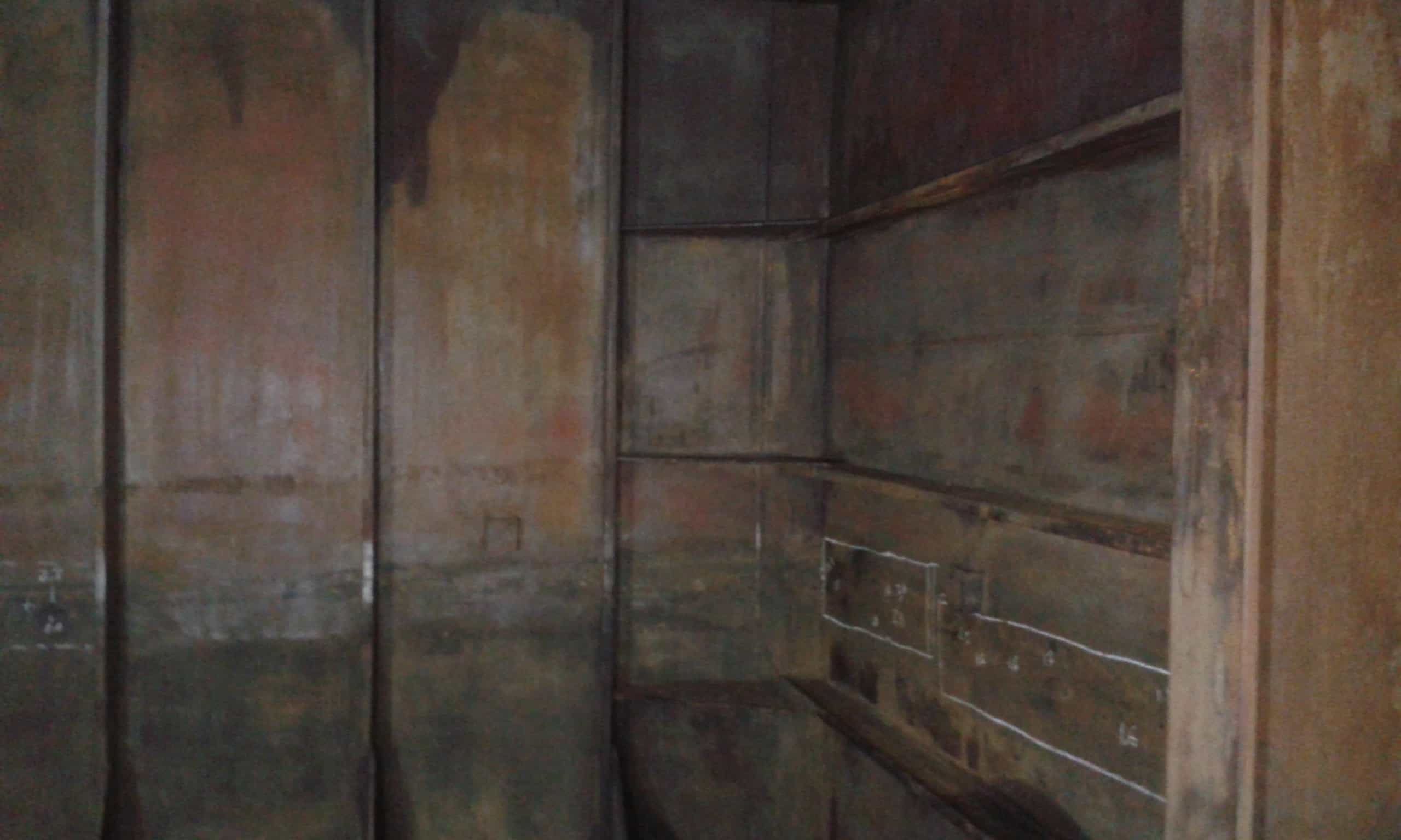unpainted ballast tank internal walls